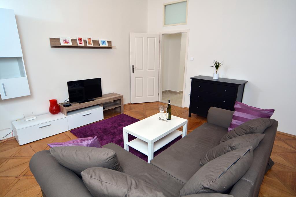 Mivos Prague Apartments Room photo